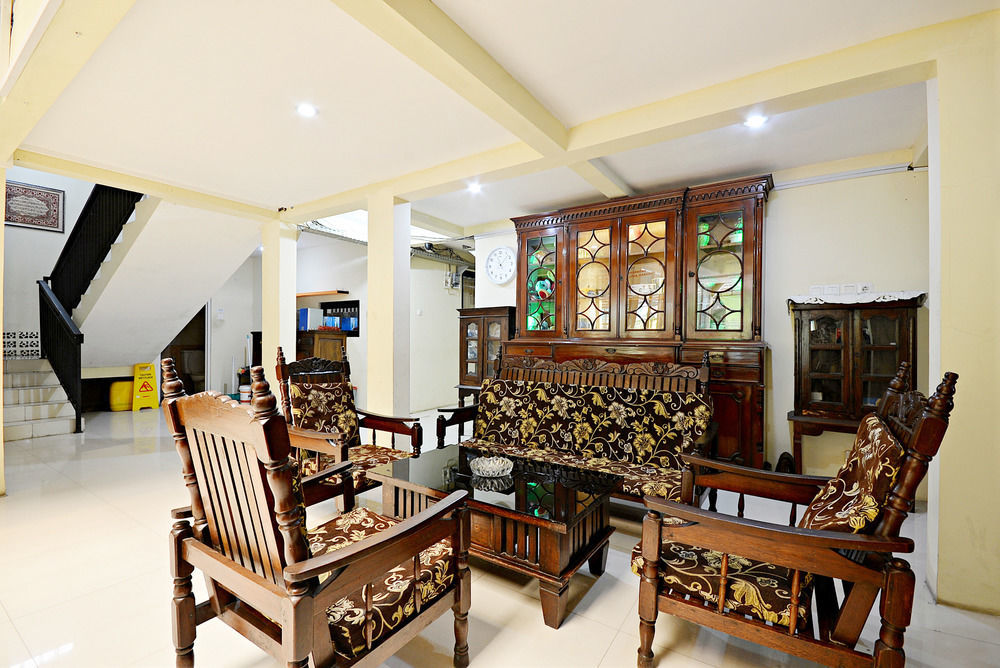 Zen Rooms Kuningan Syariah جاكرتا المظهر الخارجي الصورة