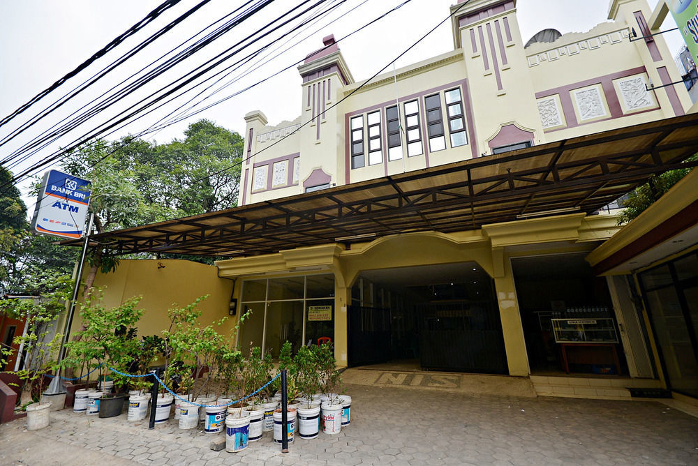 Zen Rooms Kuningan Syariah جاكرتا المظهر الخارجي الصورة