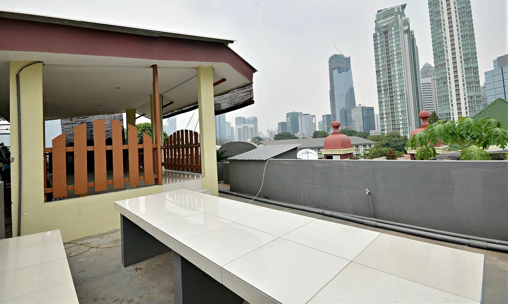 Zen Rooms Kuningan Syariah جاكرتا المظهر الخارجي الصورة