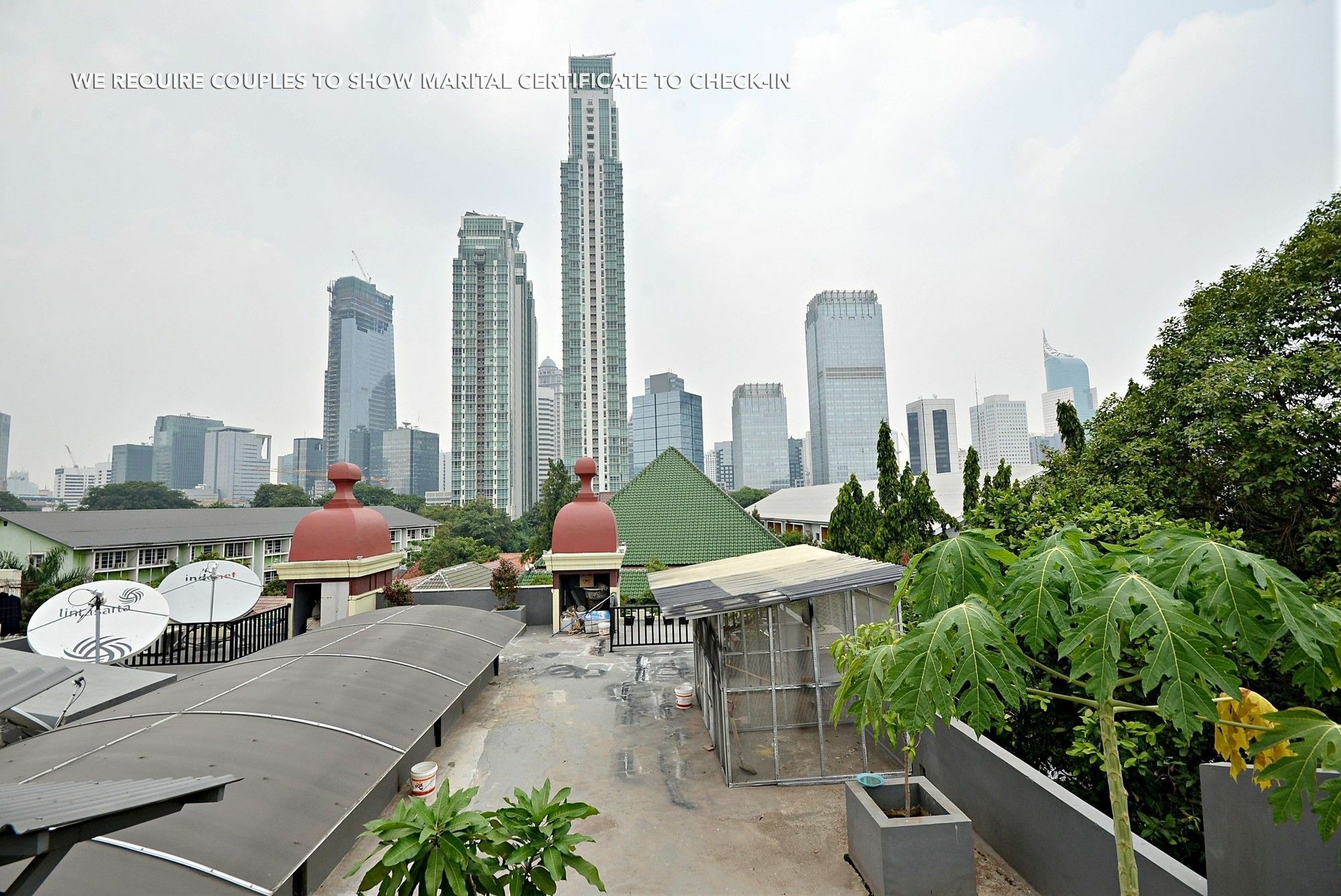 Zen Rooms Kuningan Syariah جاكرتا المظهر الخارجي الصورة